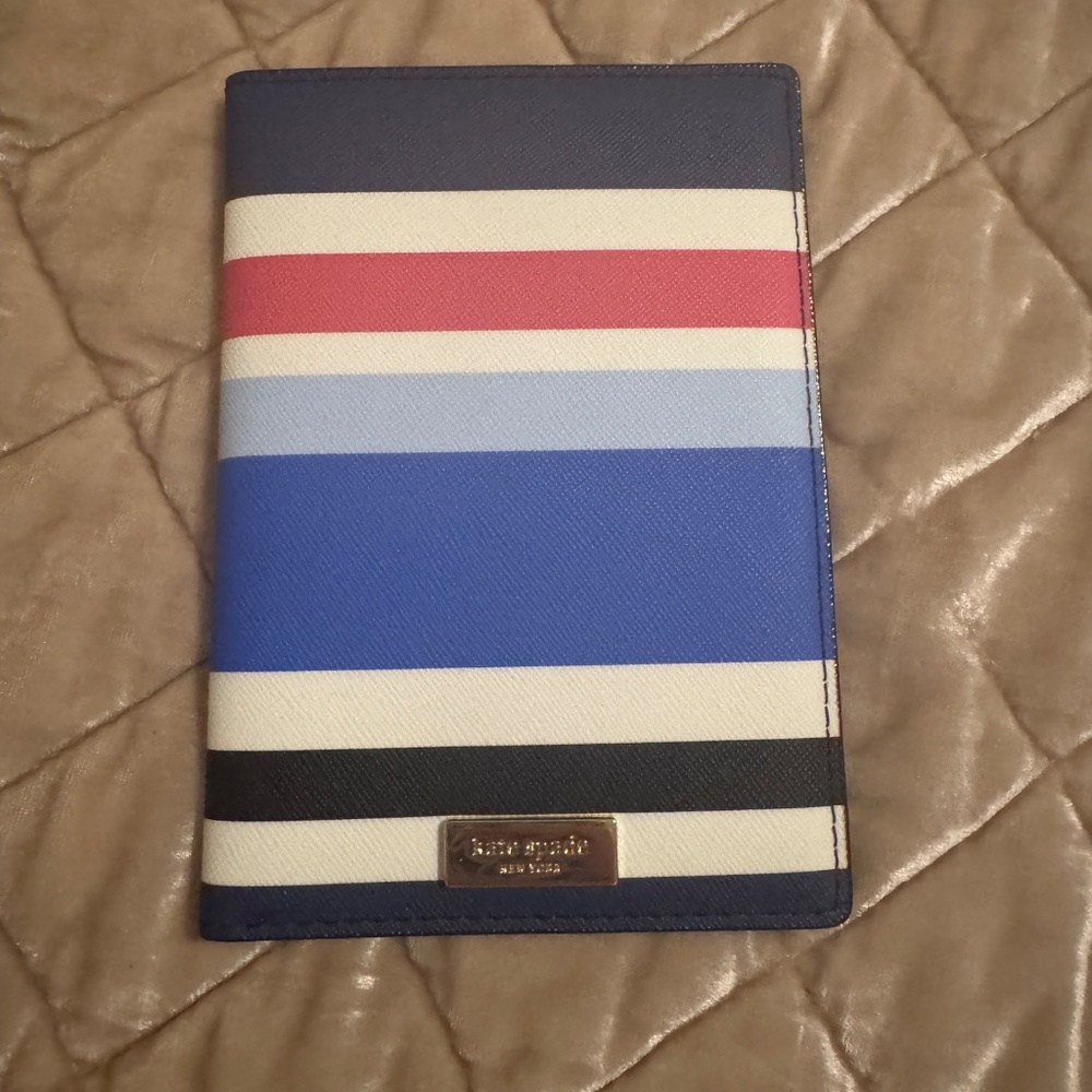 AUTHENTIC Kate Spade passport holder NWOT